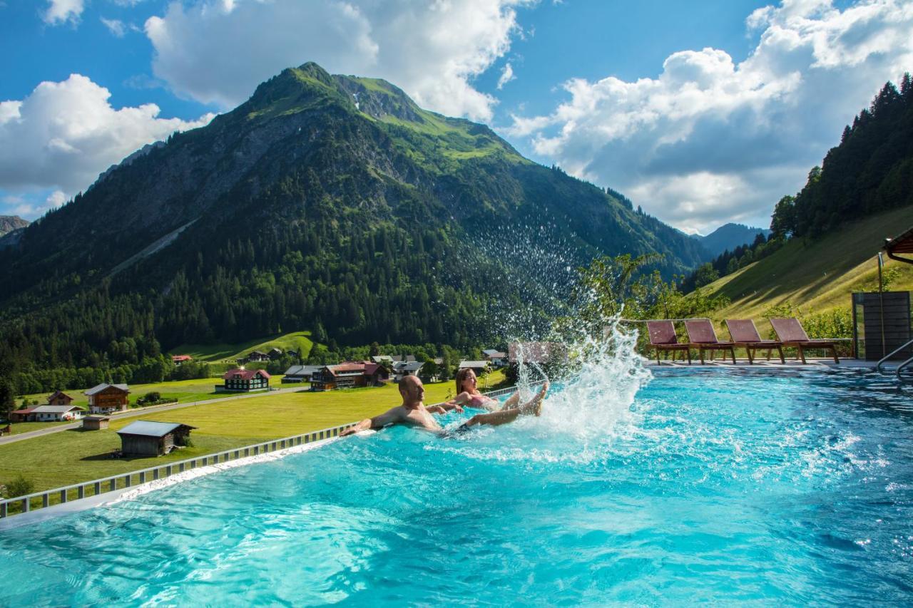 Der Kleinwalsertaler Rosenhof Hotell Mittelberg Eksteriør bilde